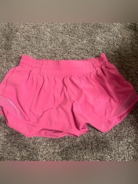 lululemon hotty hots sonic pink size 8!!